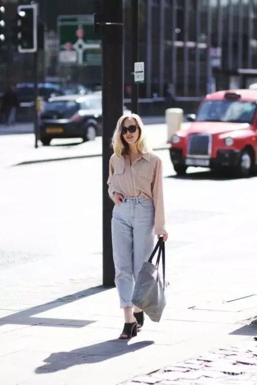 她身高只有155，却比175的模特穿衣还显得好看！