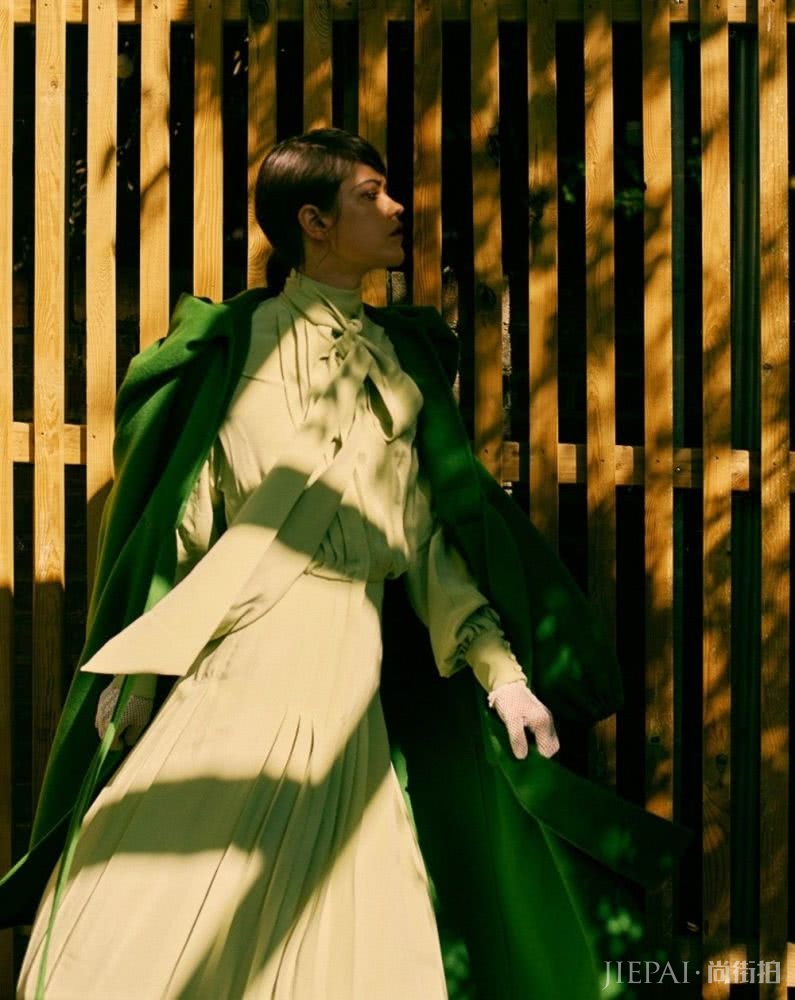 你的手机屏保也该换上“秋装”了，最美的都在这里