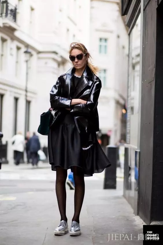 秋冬穿皮衣也很好看 如果厚重的外套没新意，不如换皮衣试试