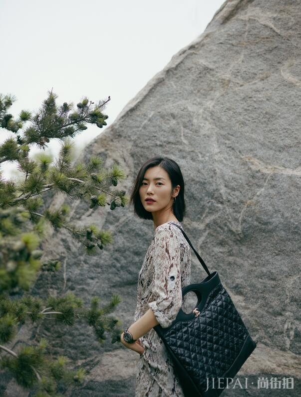 Chanel全新“实用”31手袋,让一线明星轮流演绎,很快就会断货?