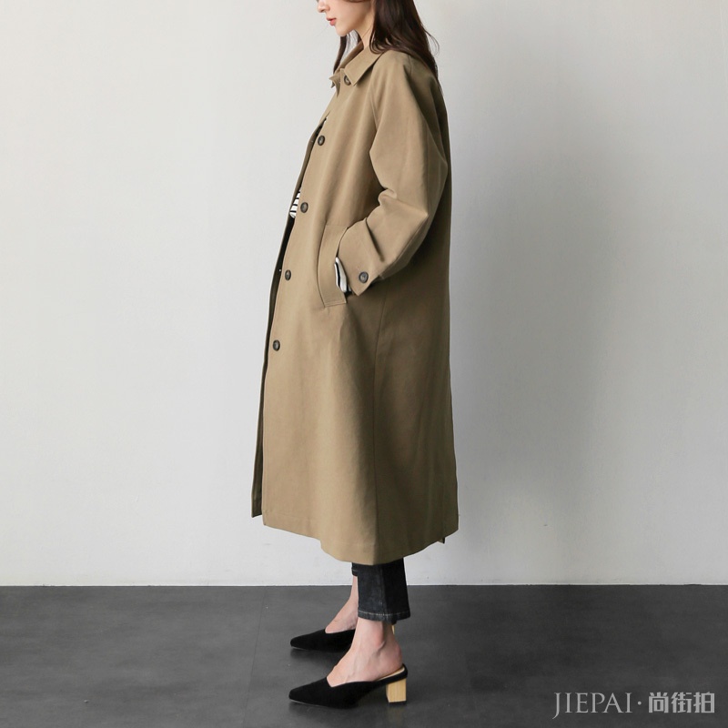 秋冬女生穿什么颜色的衣服好看