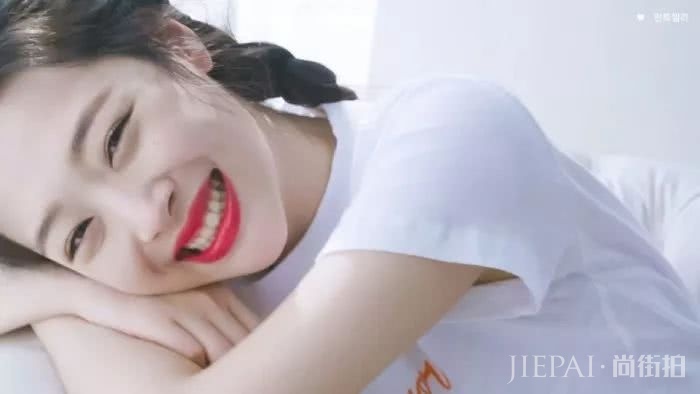 嘟嘟唇的热巴很可爱,但我更爱掷地有声张力十足的她