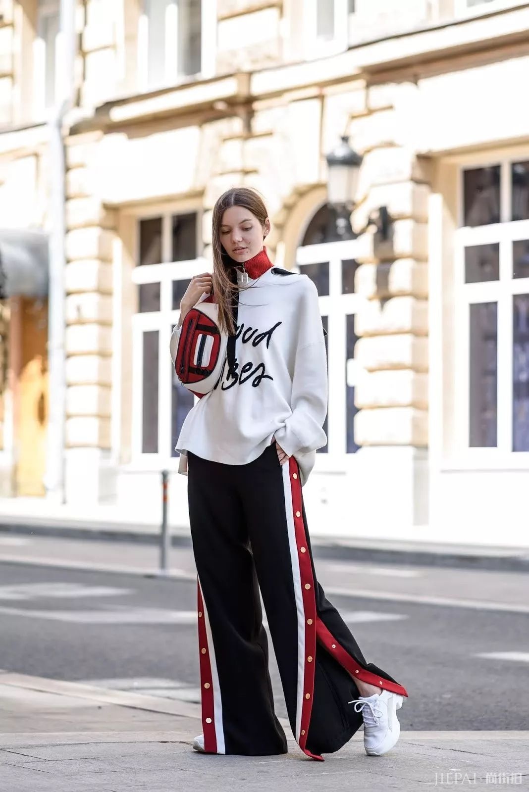 157的石原里美和169的金南珠,都靠这条裤子拉腿?!