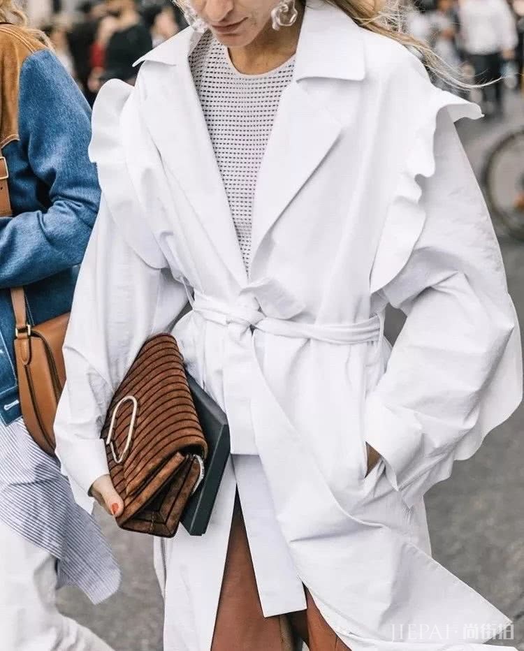 天冷加衣，今年好看的风衣有点多