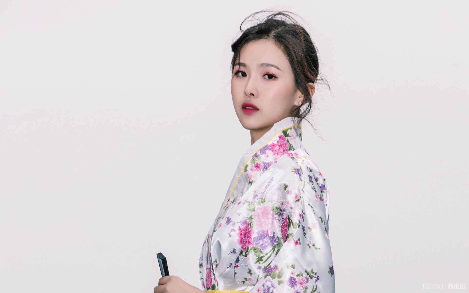 性感和服美女唯美写真欣赏