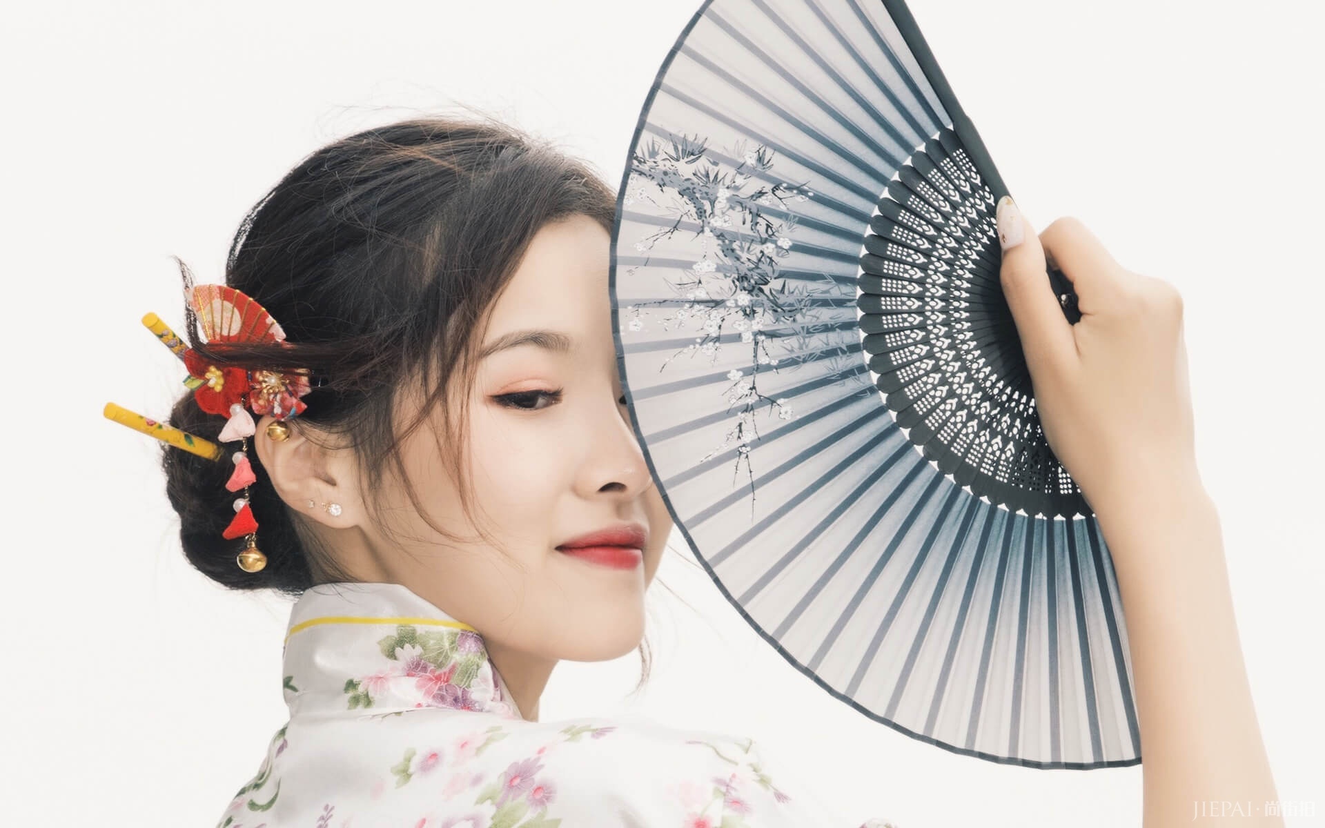 性感和服美女唯美写真欣赏