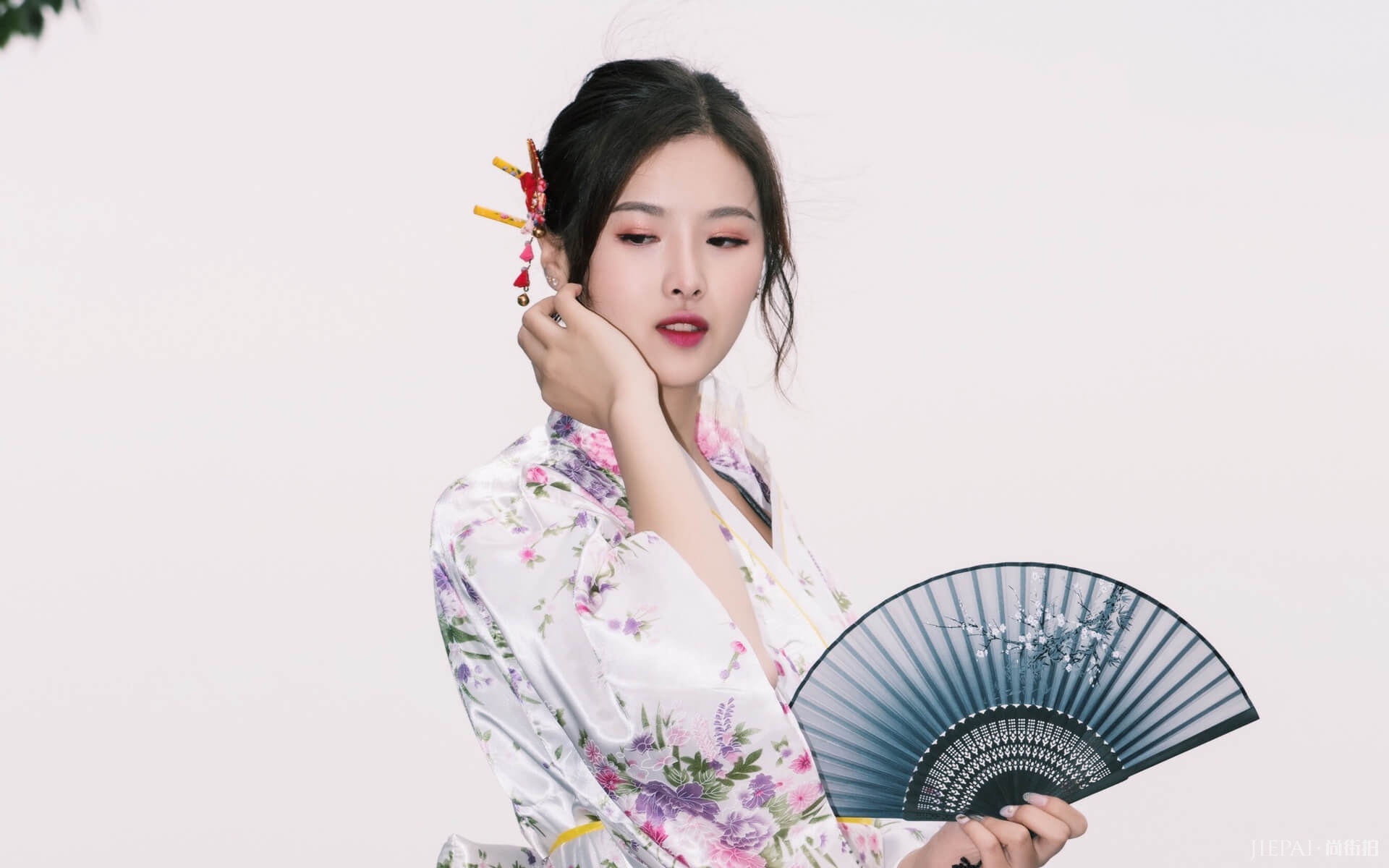 性感和服美女唯美写真欣赏