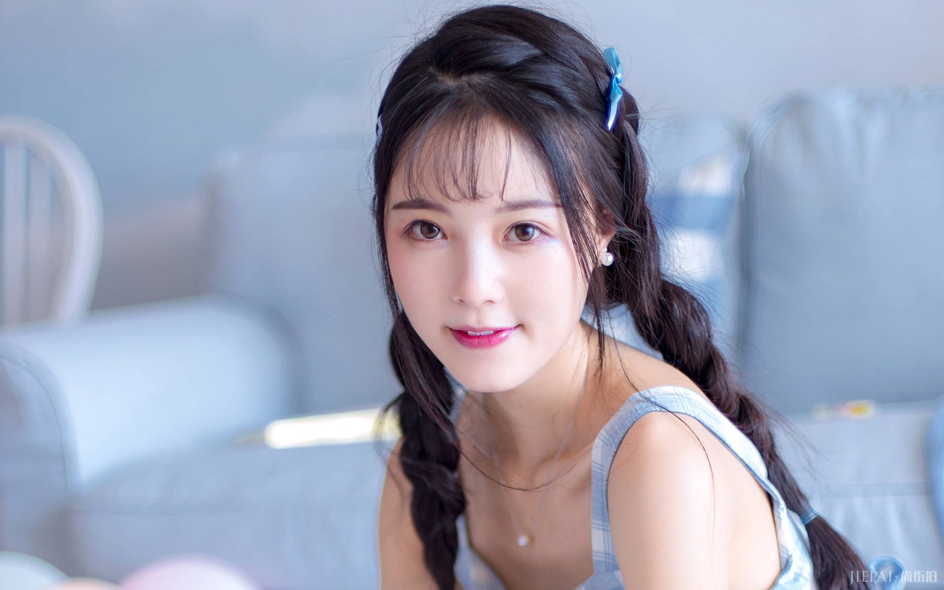 清纯泳装美女高清写真欣赏(8p)