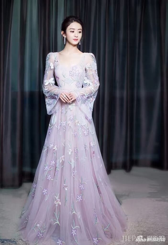 赵丽颖冯绍峰宣布婚讯 迫不及待脑补颖宝穿婚纱的幸福模样