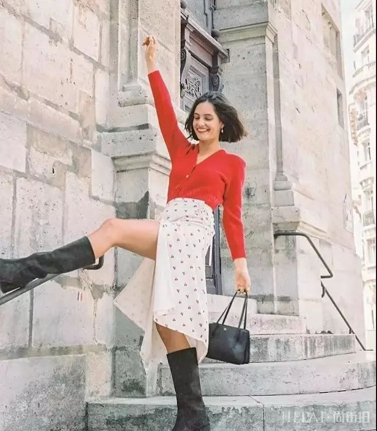 秋冬最时髦的毛衣+半裙,拯救不同身材的小个子女生?