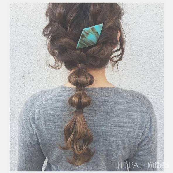 满大街都是半丸子头，我决定美的跟你不一样