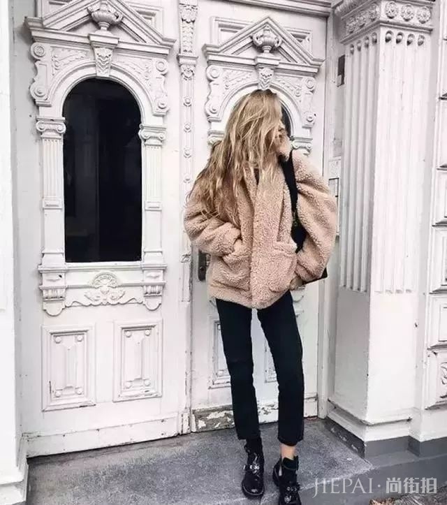 一件短外套+下装，最显“高瘦美”的时髦穿搭！