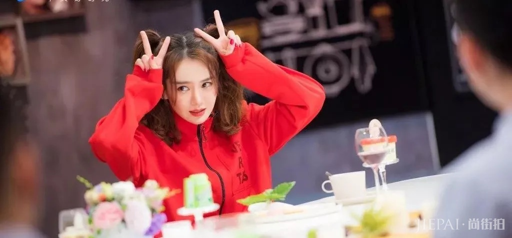 你对时尚可能还没有戚薇女儿懂得多!?