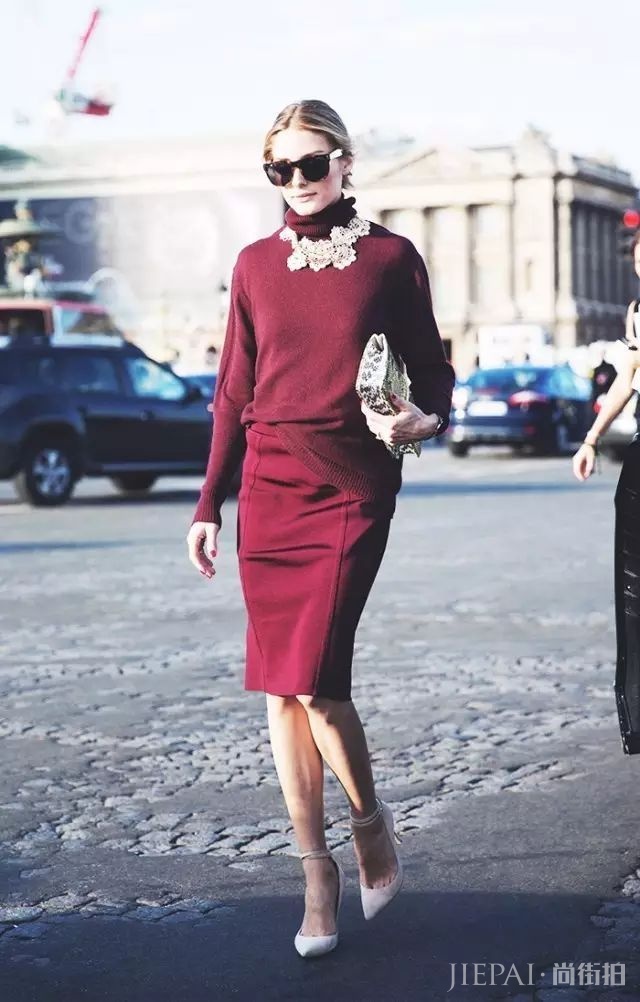 针织衫+半裙，才是秋天最显气质的搭配！