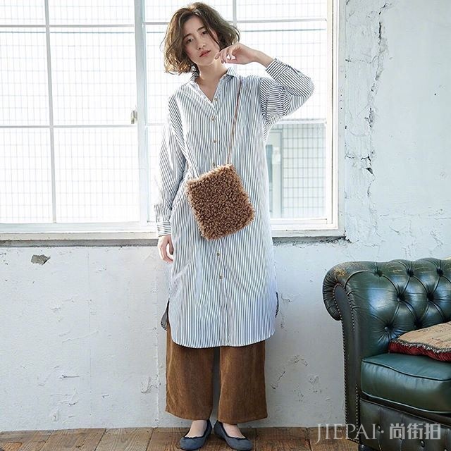 森女系秋冬穿搭，感受如春日的气息