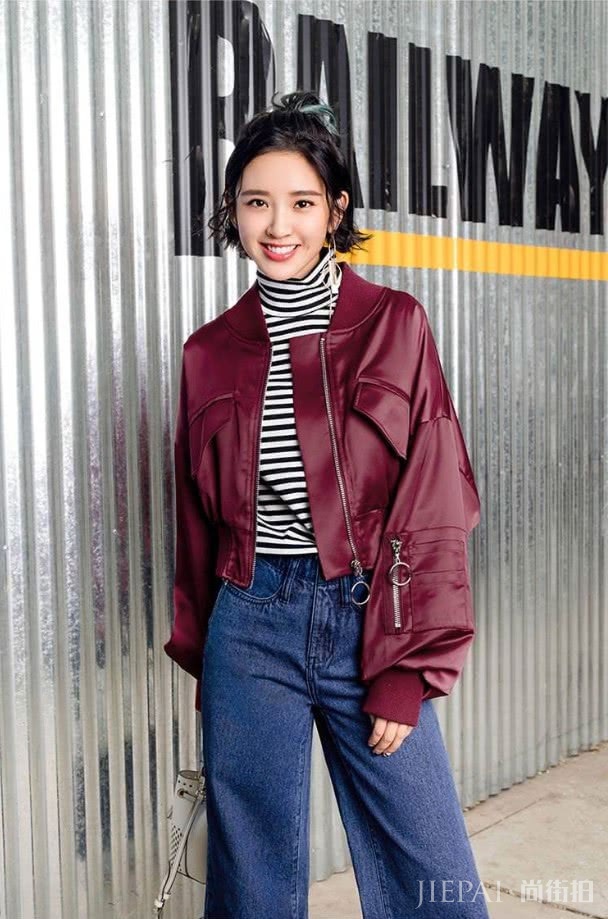 唐艺昕“球网鞋”,虽然很帅,但腿变短了!