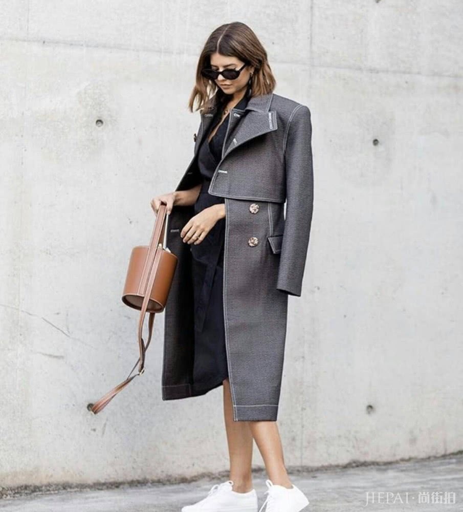 背这这四款流行包包上街，百搭又时髦