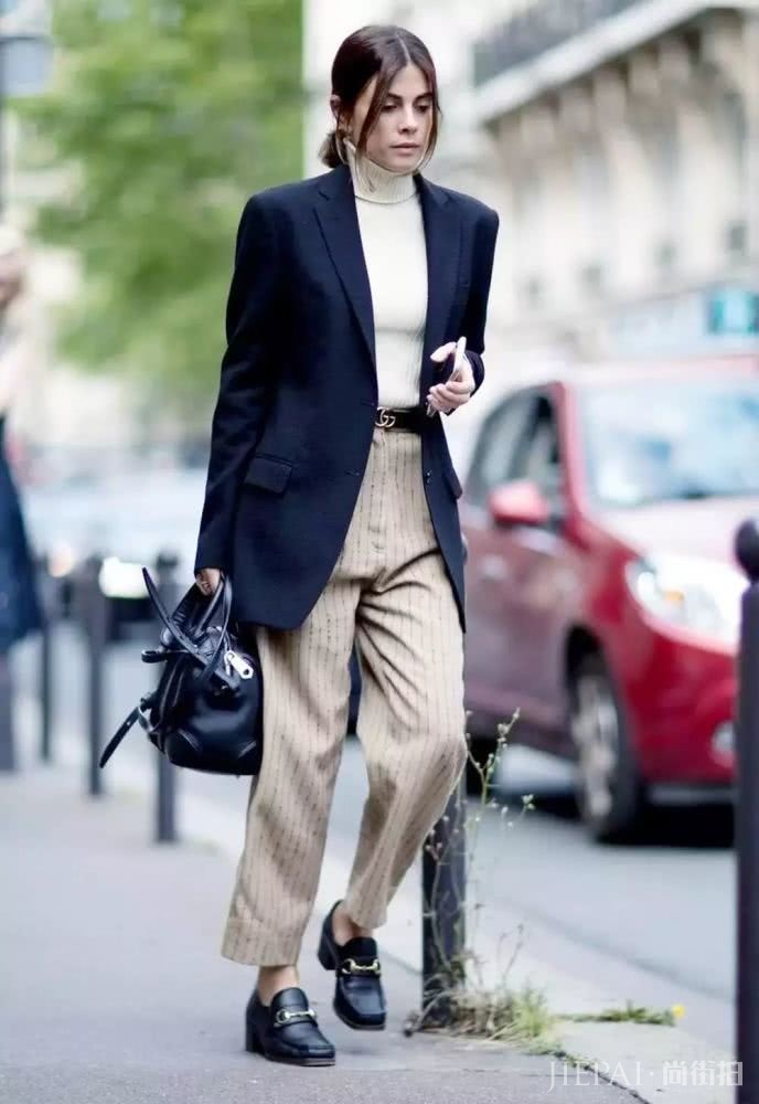 羊绒衫穿起来到底有多舒服,难道你不想拥有一件吗?