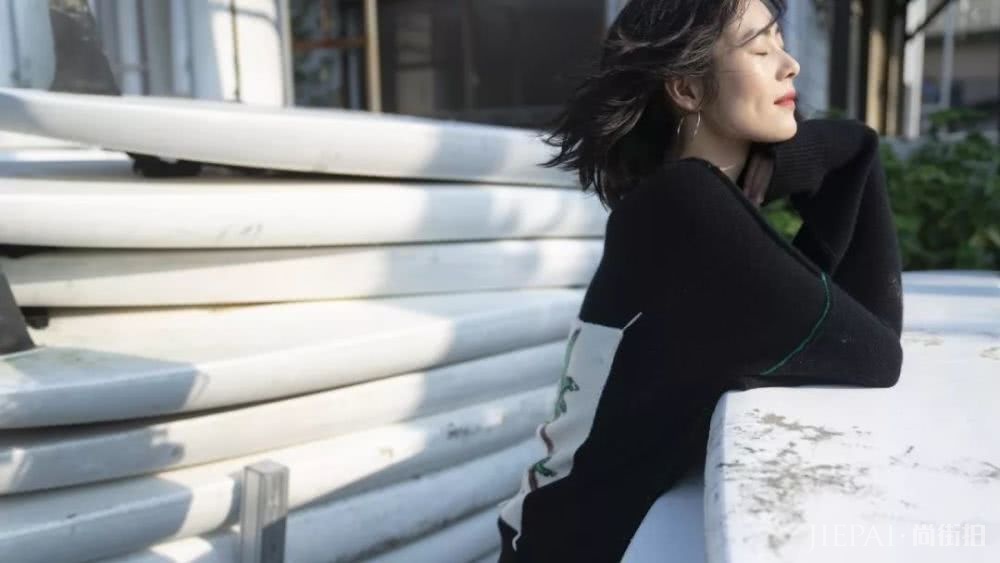 羊绒衫穿起来到底有多舒服,难道你不想拥有一件吗?