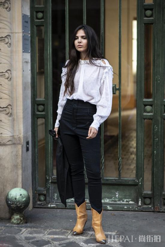 干练帅气的牛仔靴回来了 引领冬日的靴子潮流