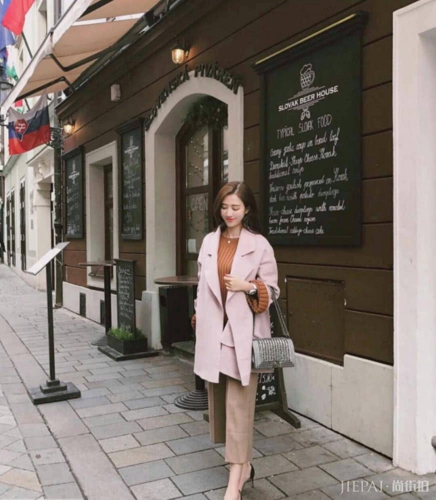 背这这四款流行包包上街，百搭又时髦