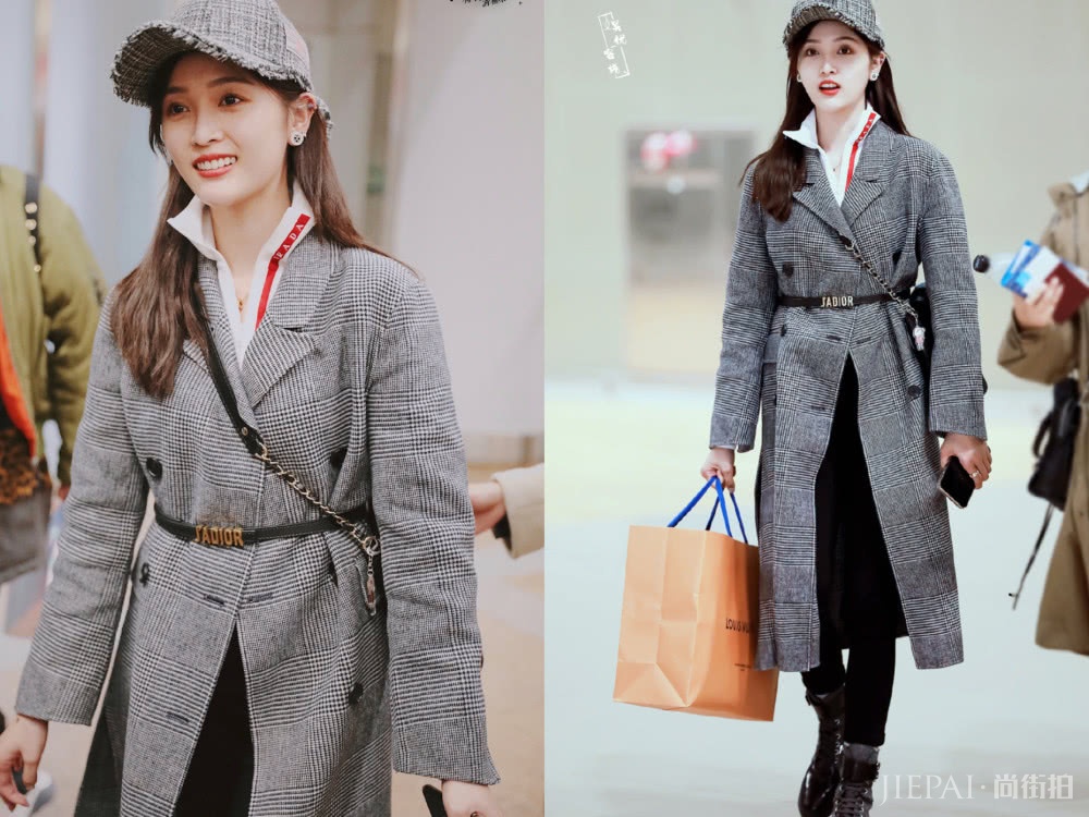 吴宣仪真会玩,格纹衬衫还配露腰装,真是美少女本人