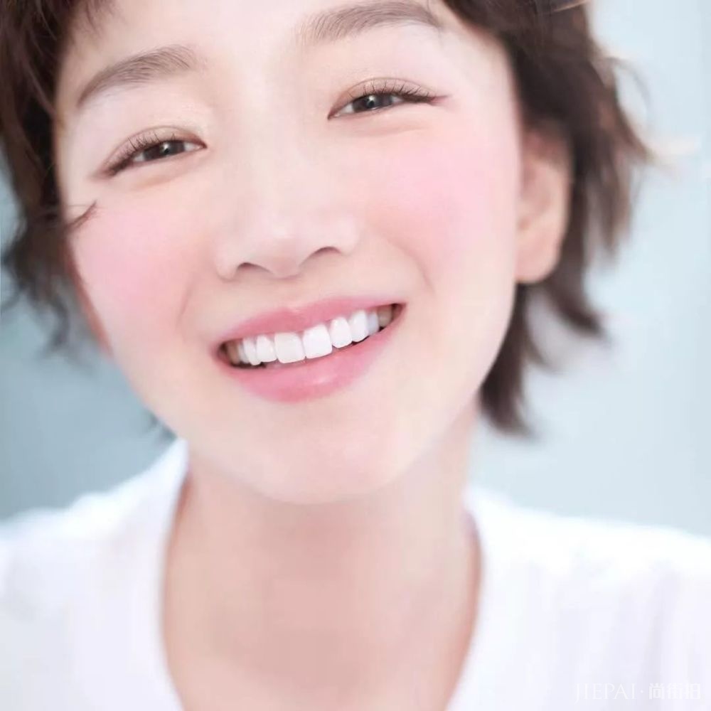 你靠奶茶取暖,我靠“奶茶妆”发光