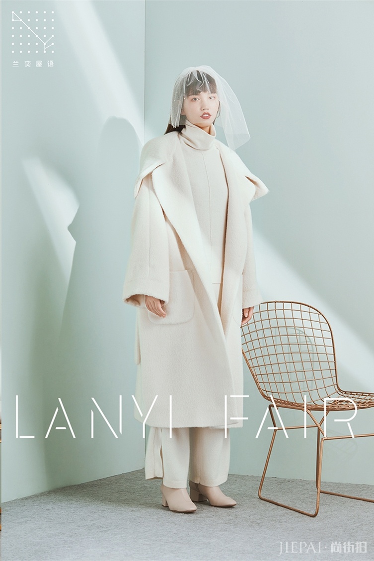 少女心炸裂的羊驼毛大衣，给自己一个温暖的拥抱吧