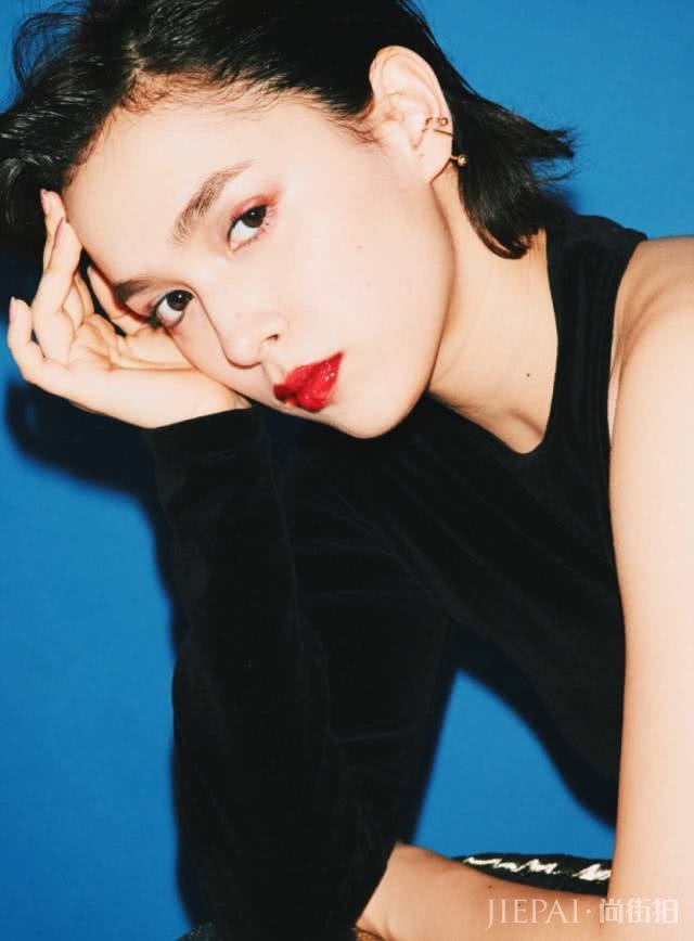 97年混血美少女，有她一半颜值我能横着走