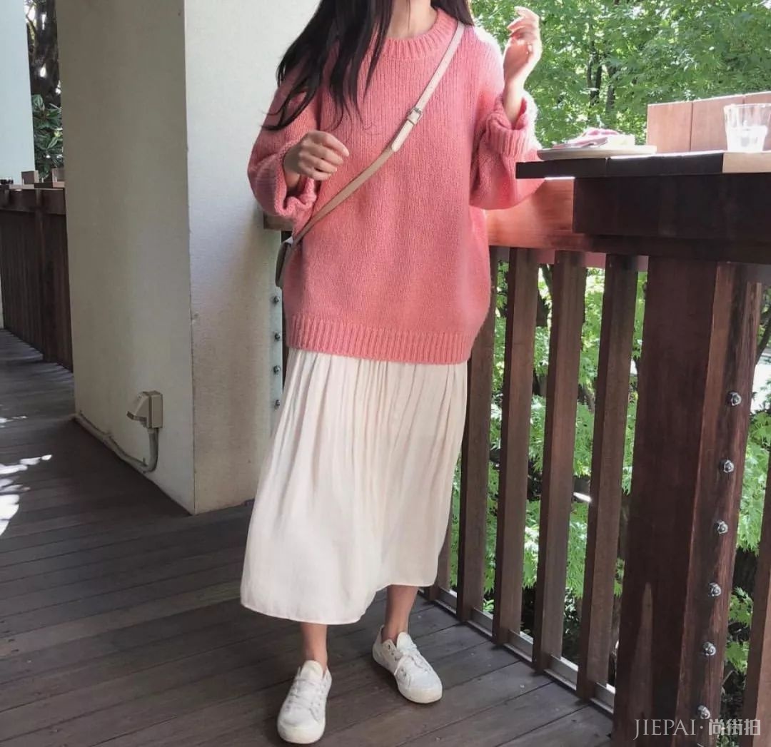 毛衣，今冬流行这么塞！