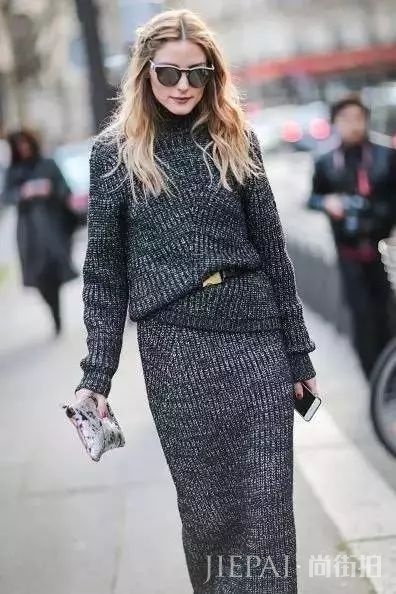 毛衣搭配长裙,打造秋冬优雅时尚!