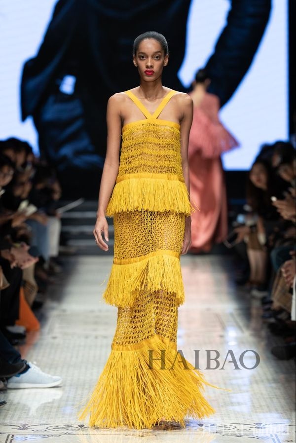 Imane Ayissi 2019春夏系列时装秀：时尚代表的是一种生活品味