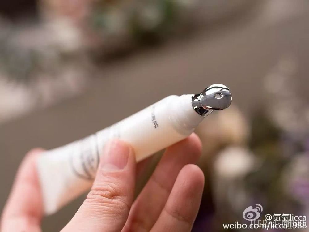 8点后做这些,对护肤来说简直就是暴击