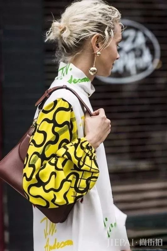 女人你要有一副出挑的耳环,怎么穿都美!