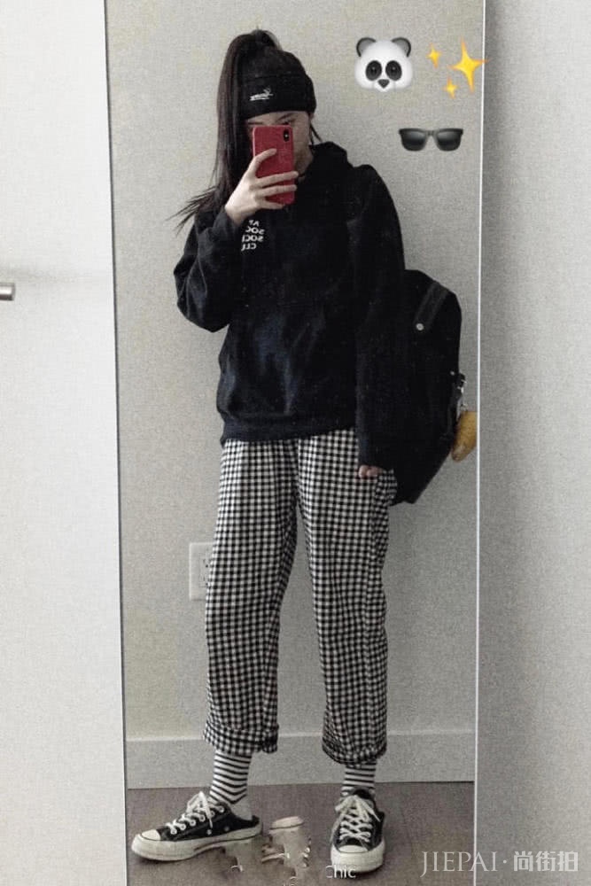 时尚博主欧阳娜娜，示范秋冬穿搭，多种搭配轻松驾驭