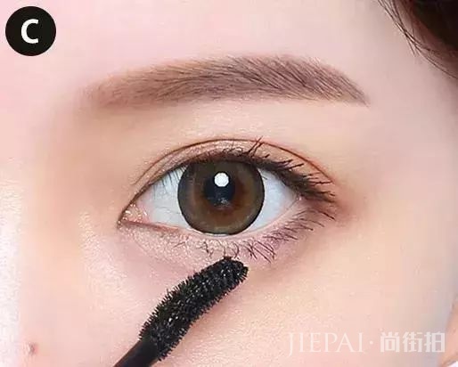 8个化妆小技巧 让你路人脸变女神