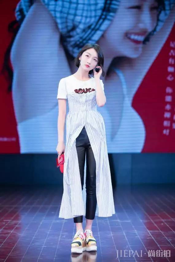 裙子和裤子能一起穿?告诉你,真的很可以!