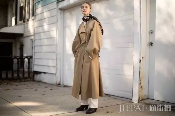 想要秋冬的仪式感，一件风衣就够啦！