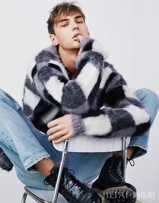 潮男看过来 请把你的百元毛衣换成千元的