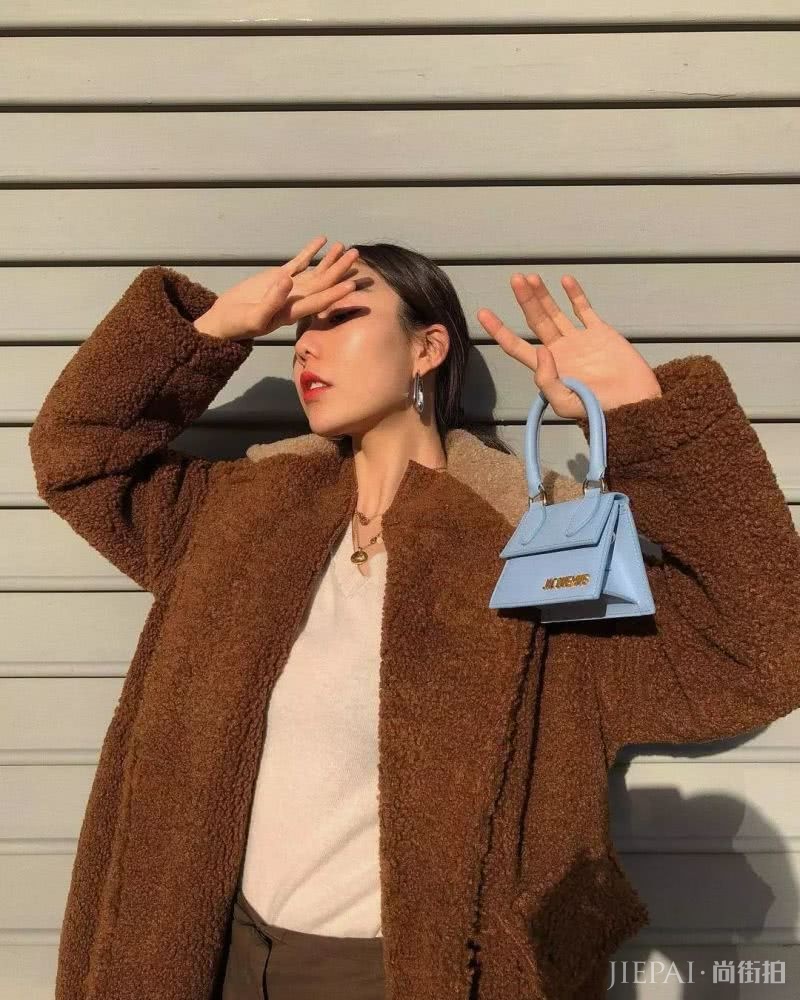 今冬最火外套TOP1，比大衣暖和，比羽绒服时髦