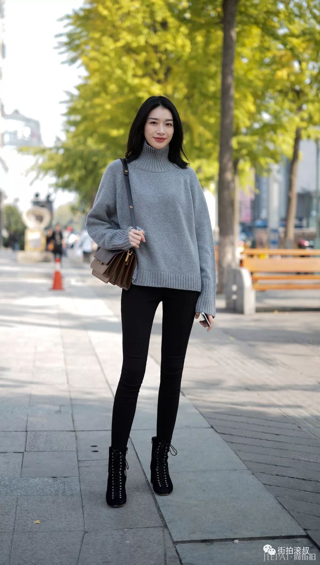 【滚叔街拍】这5件高级灰上装，搞定你一整个秋冬的穿搭