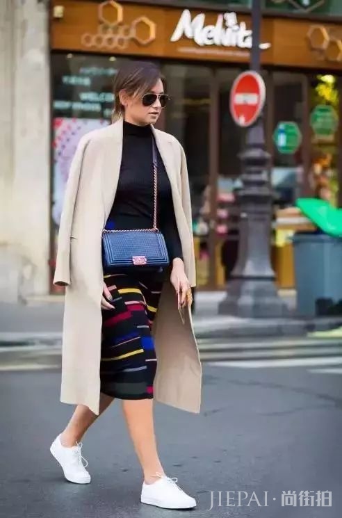 自带时尚属性的高领毛衣，你穿了竟然“吃脖子”？