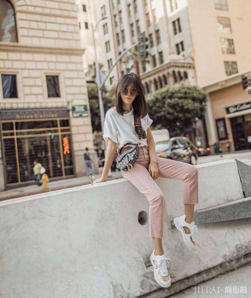 背这这四款流行包包上街，百搭又时髦