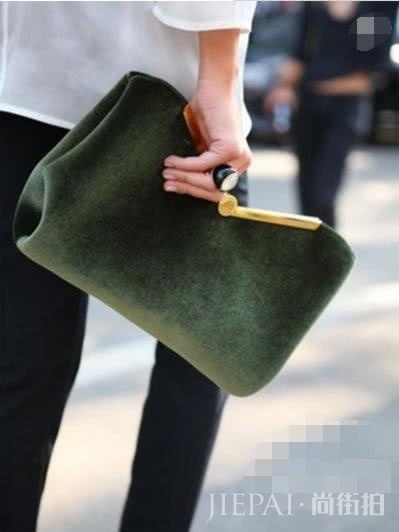 秋冬季不知道该买什么样的包？这里有12款让你选，看看你更喜欢哪款