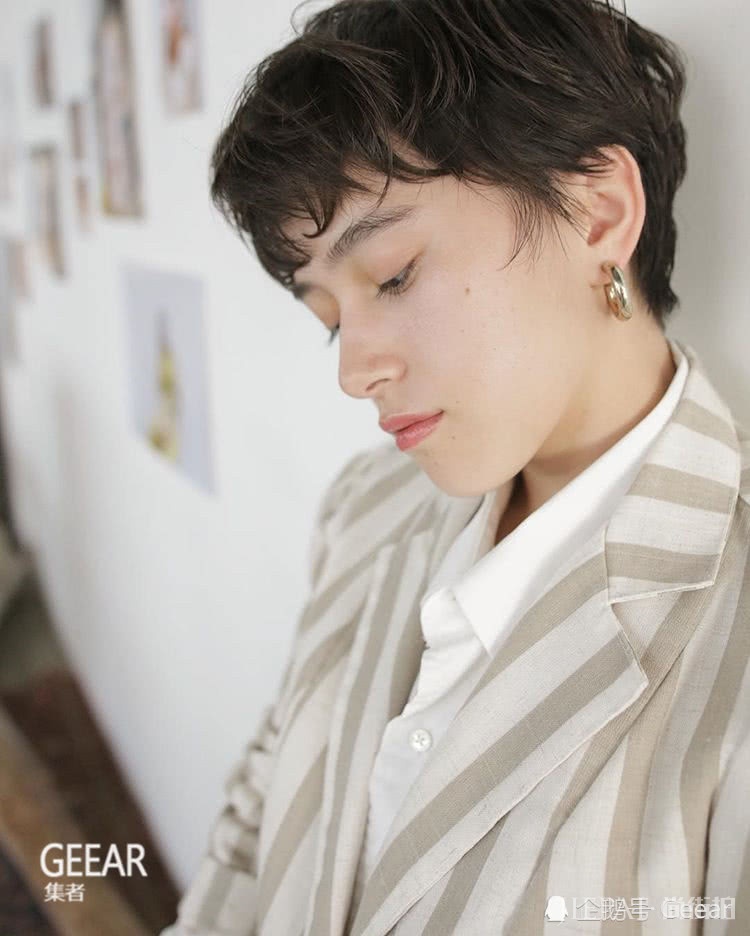 日本女生冬日气质短发灵感，原来短发也可如此多变化