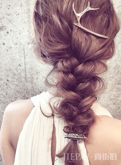 满大街都是半丸子头，我决定美的跟你不一样