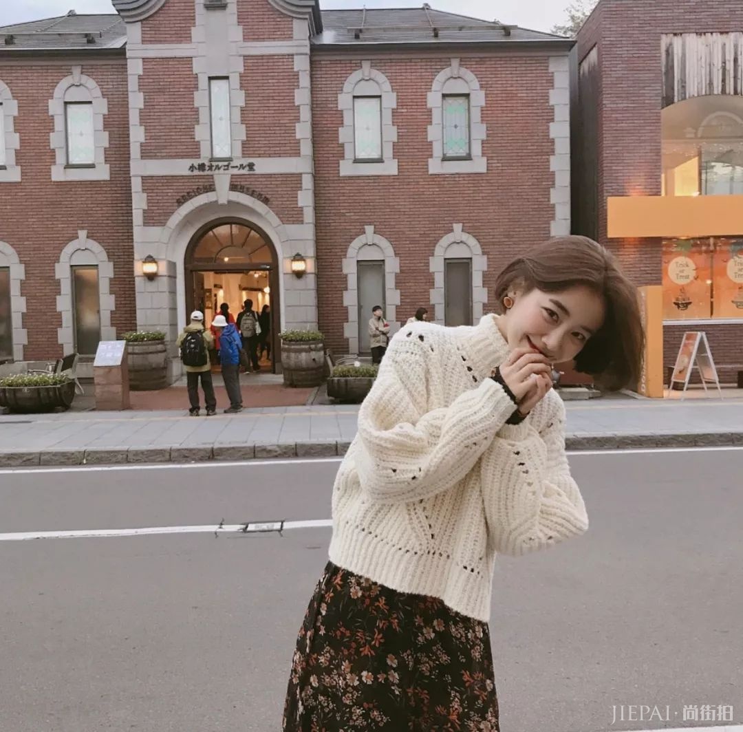 毛衣，今冬流行这么塞！