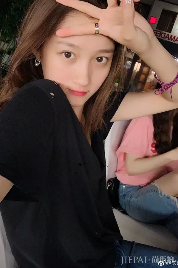 即便有baby的颜值，发色不对也一样显黑显老气