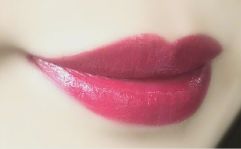 夏季适合什么颜色的口红颜色 这些都是夏天必备的口红