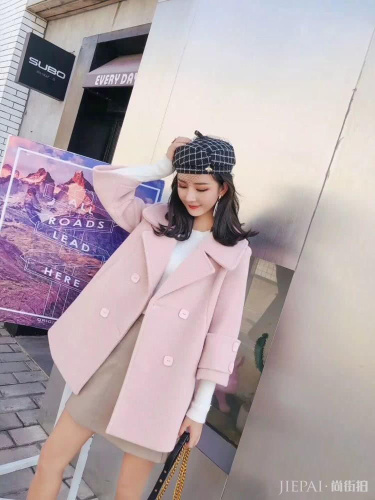 长脸适合什么发型和眼镜?长款卫衣怎么搭下半身?粉色呢外套……